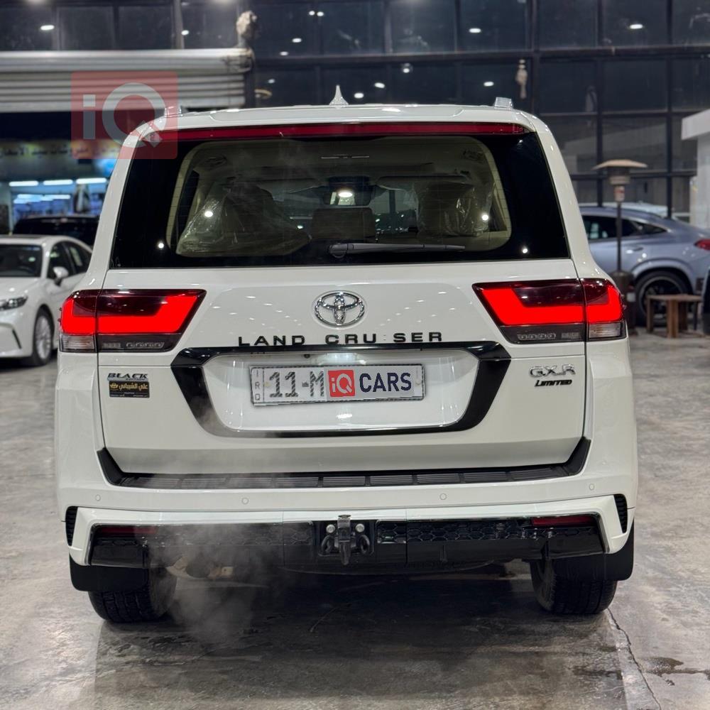 تويوتا لاندكروزر